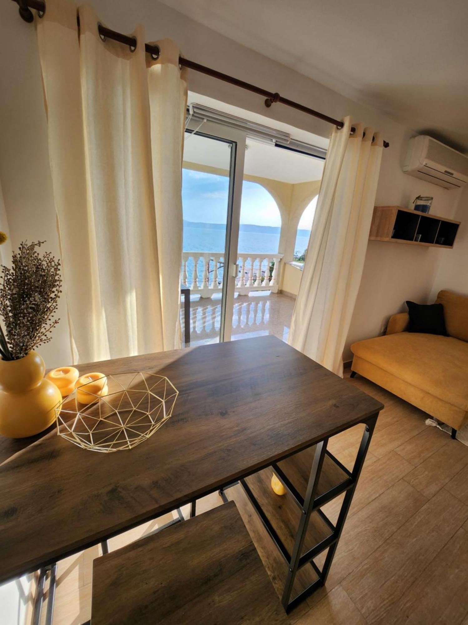 Apartment Lucija
